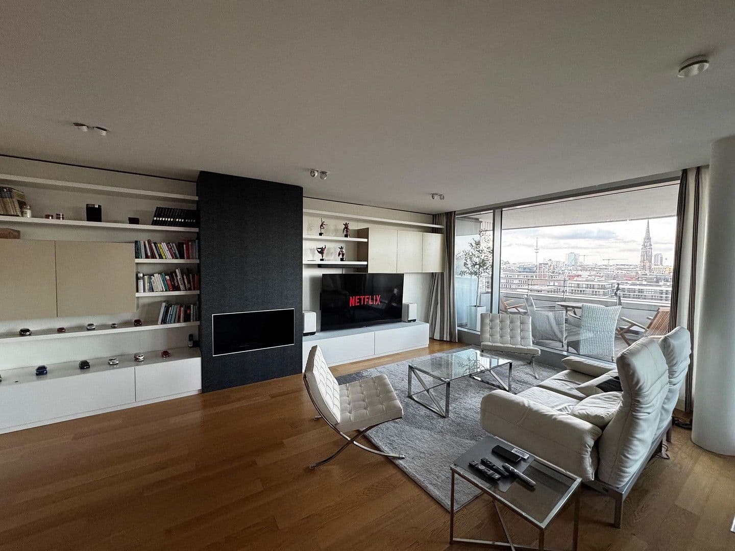 Prenájom bytu 2-izbový 134 m², Am Strandkai 3, Hamburg, Hamburg Prenájom bytu 2-izbový 134 m², Am Strandkai 3, Hamburg, Hamburg