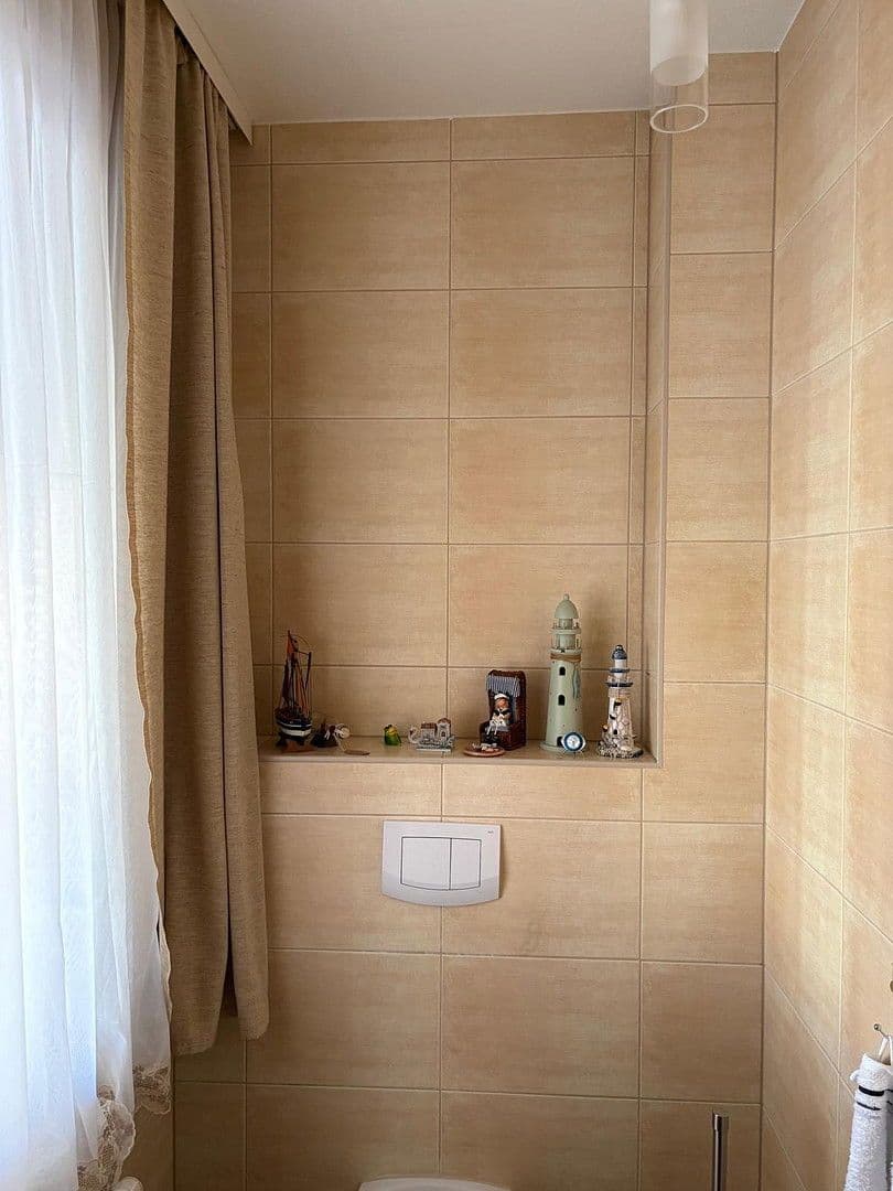 Predaj domu 150 m², pozemek 640 m², Neustadt an der Orla, Durínsko Predaj domu 150 m², pozemek 640 m², Neustadt an der Orla, Durínsko