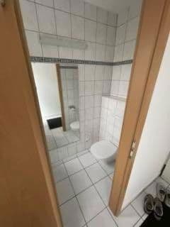 Prenájom domu 190 m², pozemek 300 m², Lerchenstrasse 2, Rodenbach, Porýnie-Falcko Prenájom domu 190 m², pozemek 300 m², Lerchenstrasse 2, Rodenbach, Porýnie-Falcko