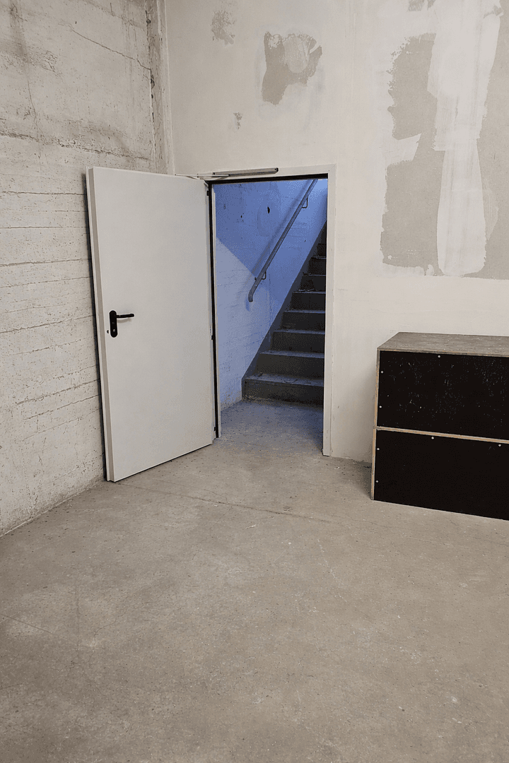 Prenájom nebytového priestoru 795 m², Bohmterstraße 52c, Osnabrück, Dolné Sasko Prenájom nebytového priestoru 795 m², Bohmterstraße 52c, Osnabrück, Dolné Sasko