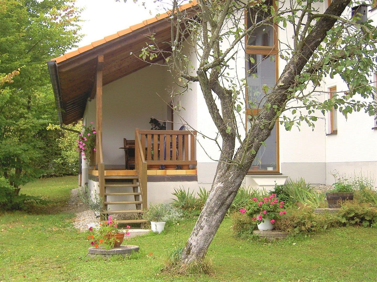 Predaj domu 160 m², pozemek 1.730 m², Engelsberg, Bavorsko Predaj domu 160 m², pozemek 1.730 m², Engelsberg, Bavorsko