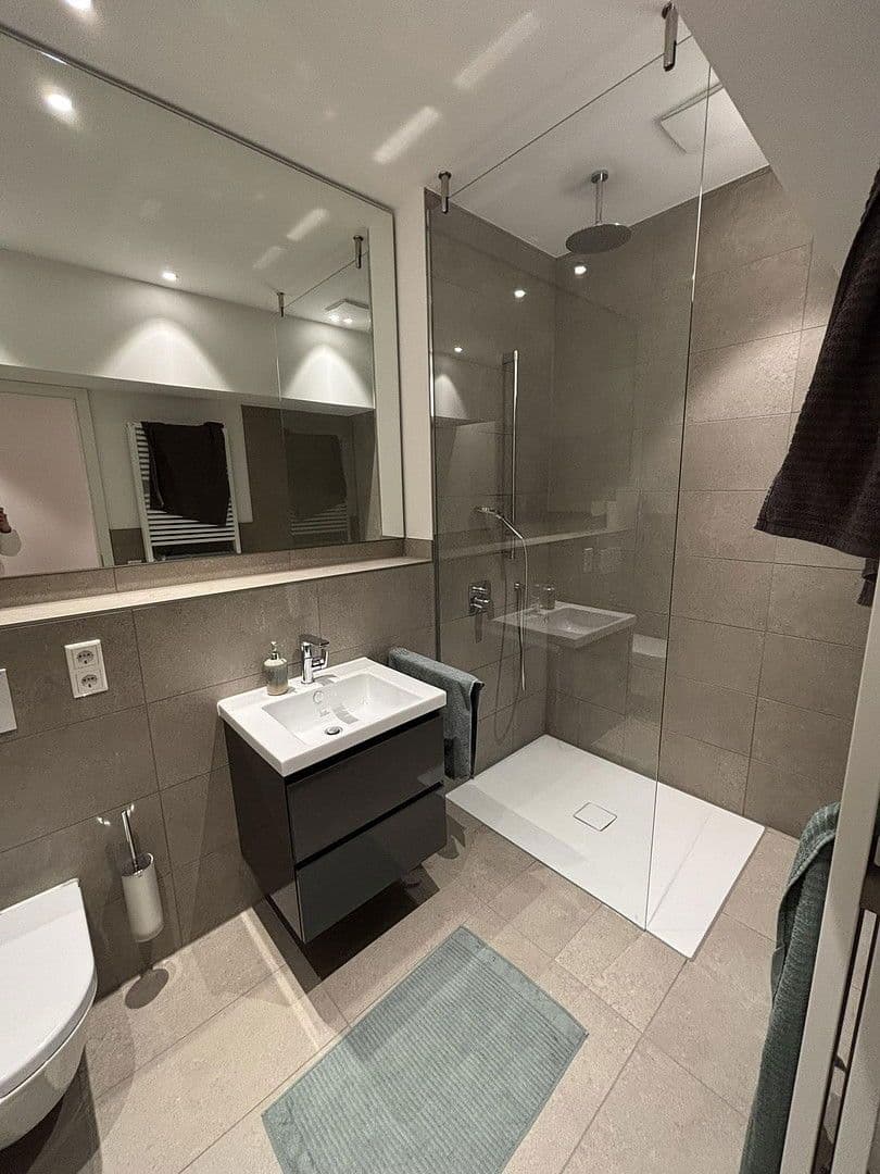 Prenájom bytu 1-izbový 54 m², Fürstenrieder Str. 283, München, Bavorsko Prenájom bytu 1-izbový 54 m², Fürstenrieder Str. 283, München, Bavorsko