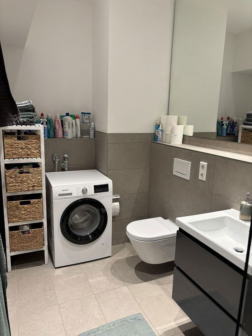 Prenájom bytu 1-izbový 54 m², Fürstenrieder Str. 283, München, Bavorsko Prenájom bytu 1-izbový 54 m², Fürstenrieder Str. 283, München, Bavorsko