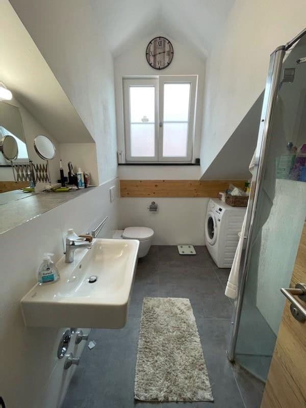 Prenájom bytu 2-izbový 57 m², Fraßhauser Straße 9b, Otterfing, Bavorsko Prenájom bytu 2-izbový 57 m², Fraßhauser Straße 9b, Otterfing, Bavorsko