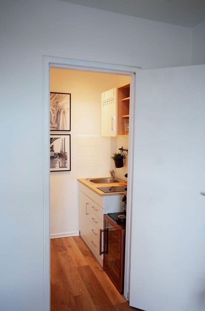 Prenájom bytu 1-izbový 25 m², Alte Rathausstr. 7 A, Laatzen, Dolné Sasko Prenájom bytu 1-izbový 25 m², Alte Rathausstr. 7 A, Laatzen, Dolné Sasko