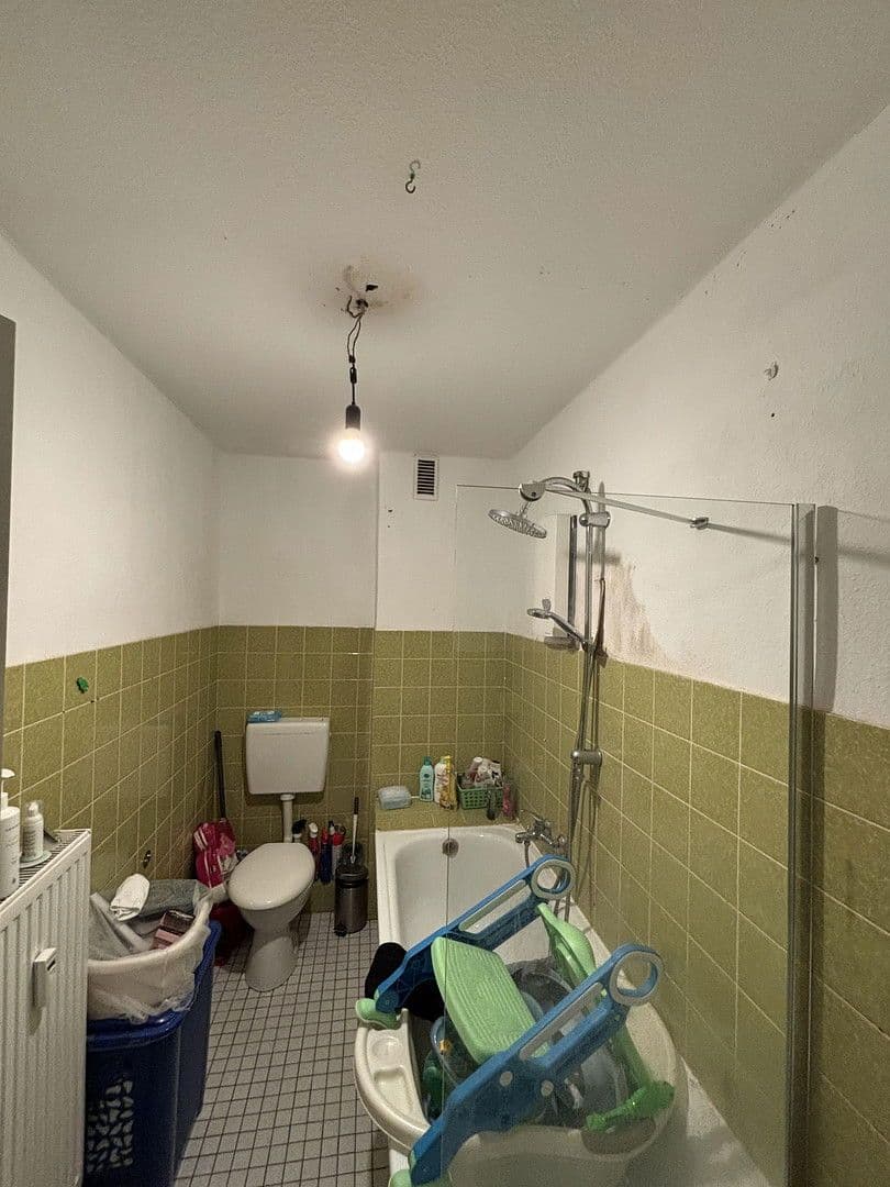 Prenájom bytu 3-izbový 70 m², Levinstr. 52, Essen, Severné Porýnie - Westfálsko Prenájom bytu 3-izbový 70 m², Levinstr. 52, Essen, Severné Porýnie - Westfálsko