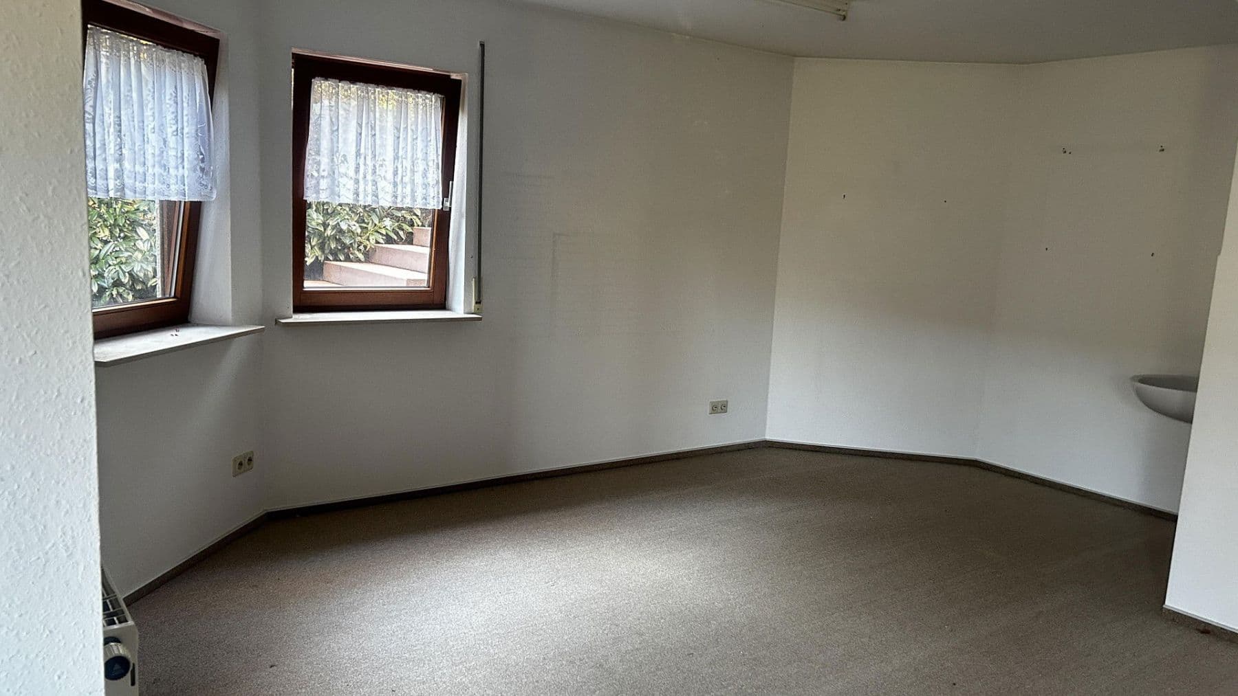 Predaj domu 305 m², pozemek 931 m², Balingen, Bádensko-Wurttembersko Predaj domu 305 m², pozemek 931 m², Balingen, Bádensko-Wurttembersko