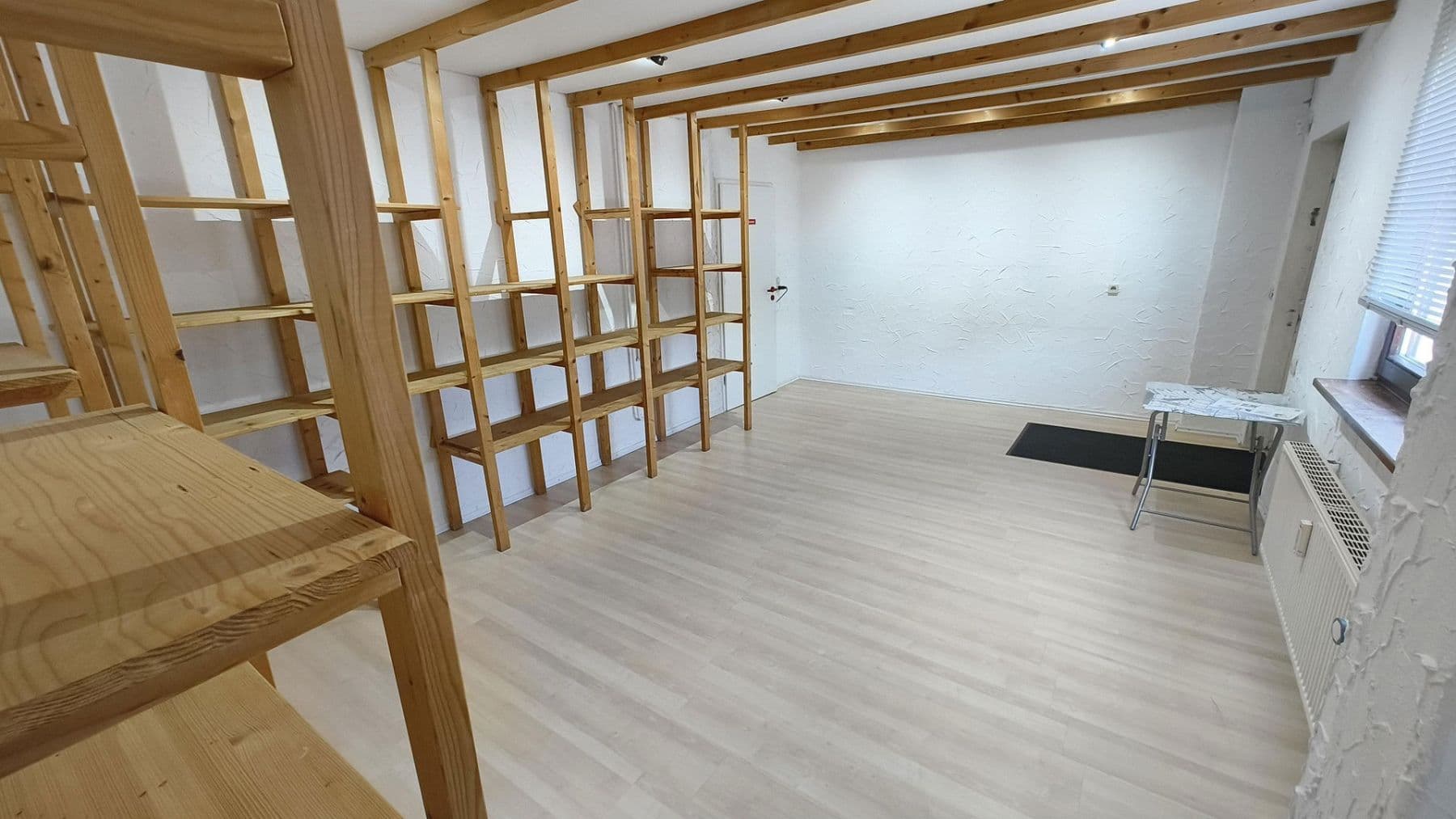 Predaj nebytového priestoru 2.000 m², Dieburg, Hesensko Predaj nebytového priestoru 2.000 m², Dieburg, Hesensko