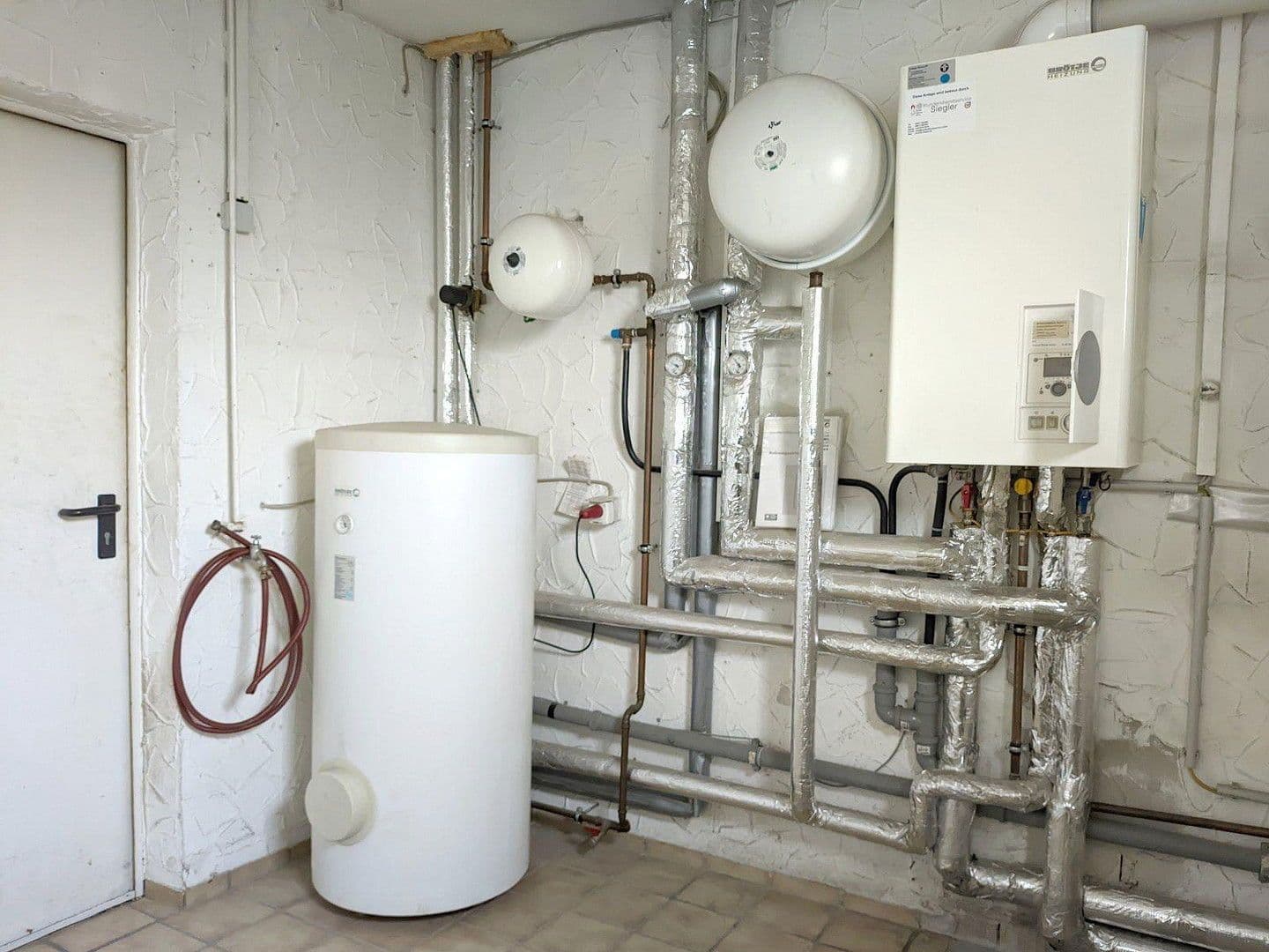 Predaj nebytového priestoru 2.000 m², Dieburg, Hesensko Predaj nebytového priestoru 2.000 m², Dieburg, Hesensko