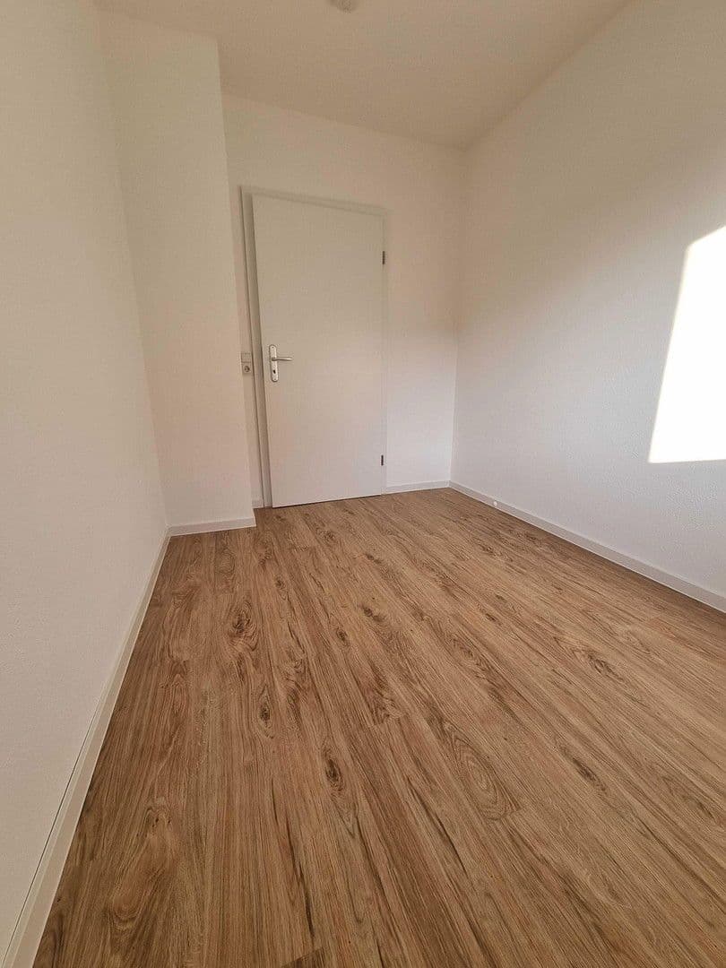 Predaj domu 99 m², pozemek 306 m², Eisenbahnstraße 4a, Steinwenden, Porýnie-Falcko Predaj domu 99 m², pozemek 306 m², Eisenbahnstraße 4a, Steinwenden, Porýnie-Falcko