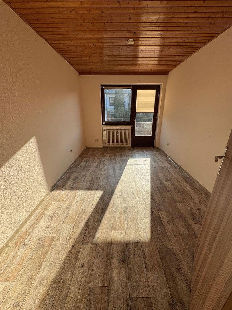 Prenájom bytu 4-izbový 107 m², Auf dem Mühlenstiege 1, Bad Gandersheim, Dolné Sasko Prenájom bytu 4-izbový 107 m², Auf dem Mühlenstiege 1, Bad Gandersheim, Dolné Sasko