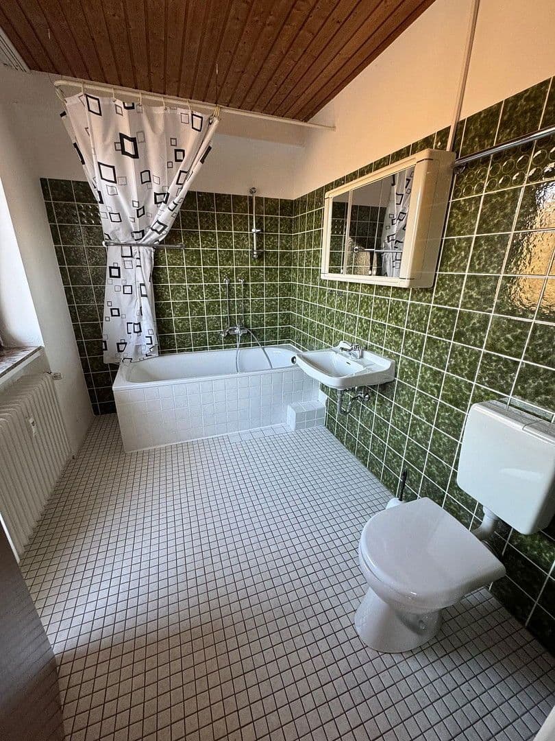 Prenájom bytu 4-izbový 107 m², Auf dem Mühlenstiege 1, Bad Gandersheim, Dolné Sasko Prenájom bytu 4-izbový 107 m², Auf dem Mühlenstiege 1, Bad Gandersheim, Dolné Sasko