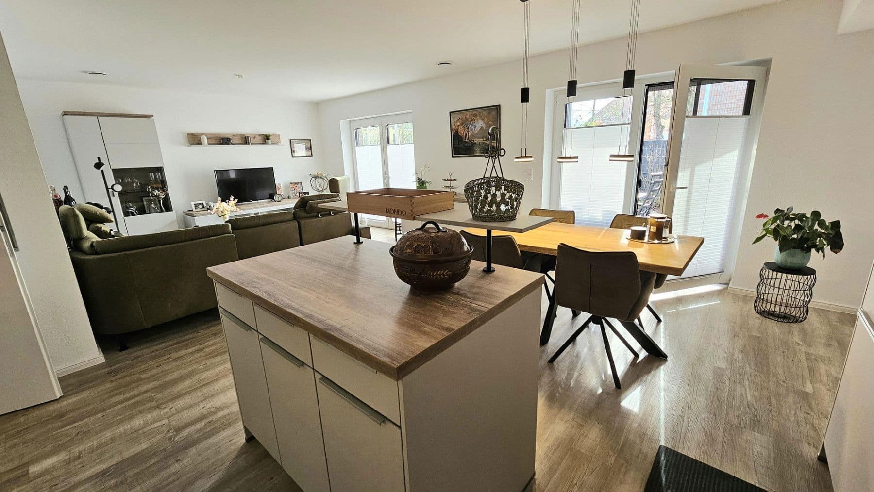 Predaj bytu 2-izbový 80 m², Nienhagen, Dolné Sasko Predaj bytu 2-izbový 80 m², Nienhagen, Dolné Sasko