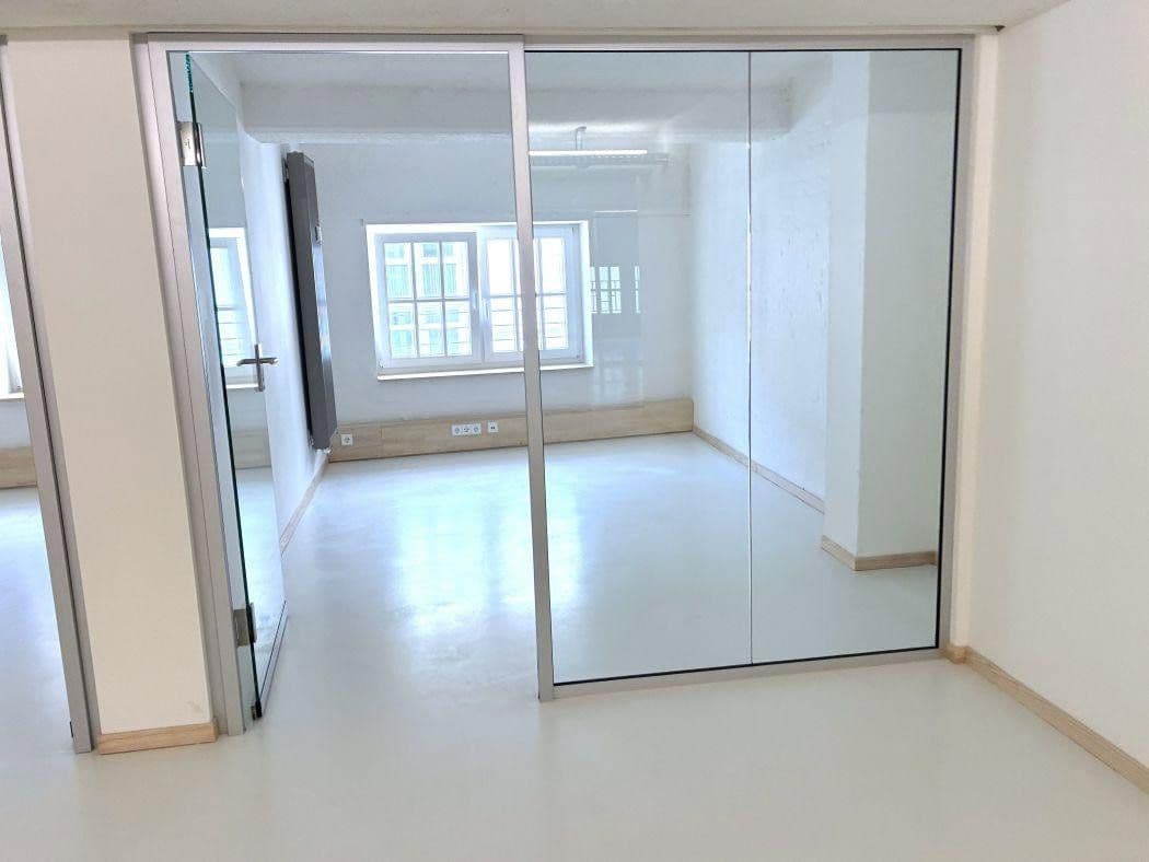 Prenájom kancelárie 17 m², Haßstraße 13/15, Kiel, Šlezvicko-Holštajnsko Prenájom kancelárie 17 m², Haßstraße 13/15, Kiel, Šlezvicko-Holštajnsko