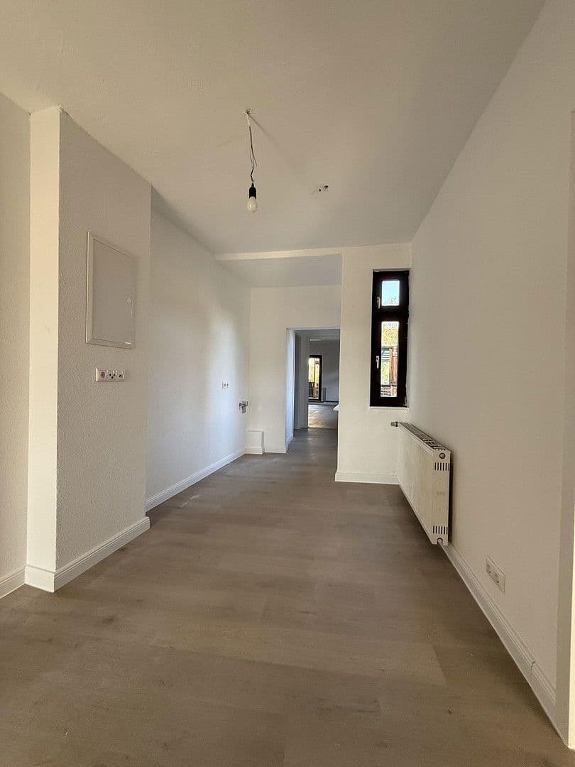 Prenájom bytu 4-izbový 90 m², Heidenberg 89, Apolda, Durínsko Prenájom bytu 4-izbový 90 m², Heidenberg 89, Apolda, Durínsko