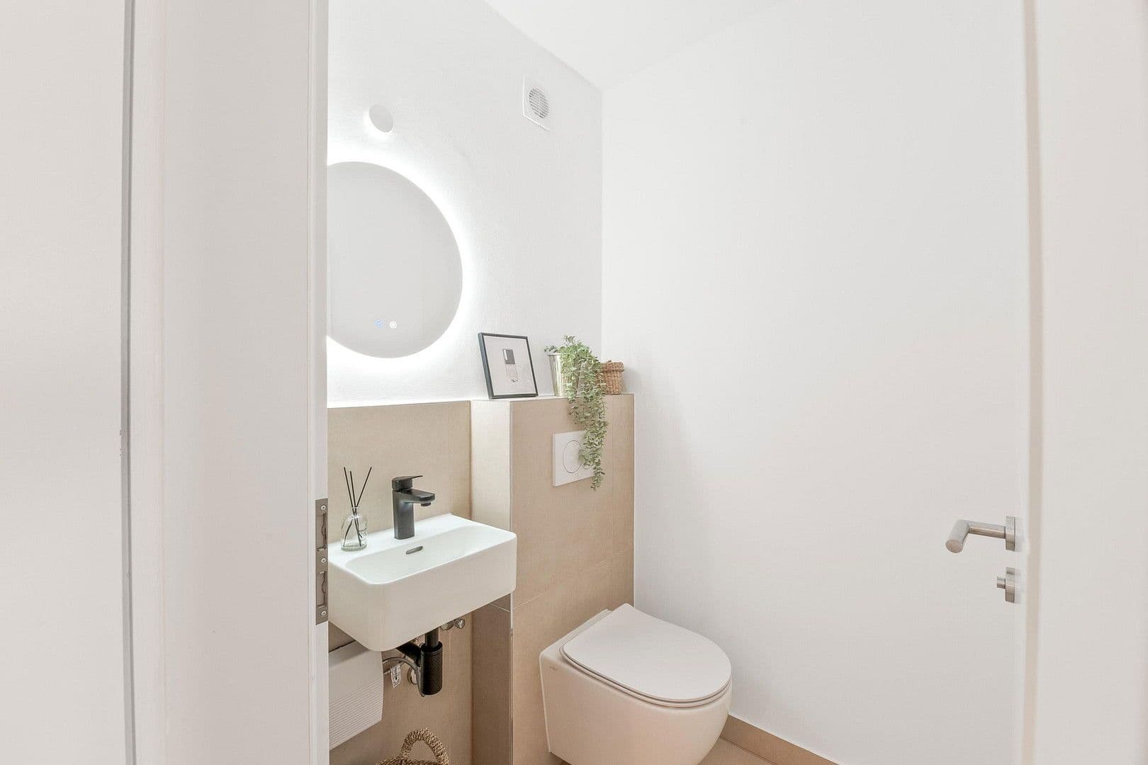 Predaj bytu 3-izbový 82 m², Kornwestheimer Straße 215, Korntal-Münchingen, Bádensko-Wurttembersko Predaj bytu 3-izbový 82 m², Kornwestheimer Straße 215, Korntal-Münchingen, Bádensko-Wurttembersko