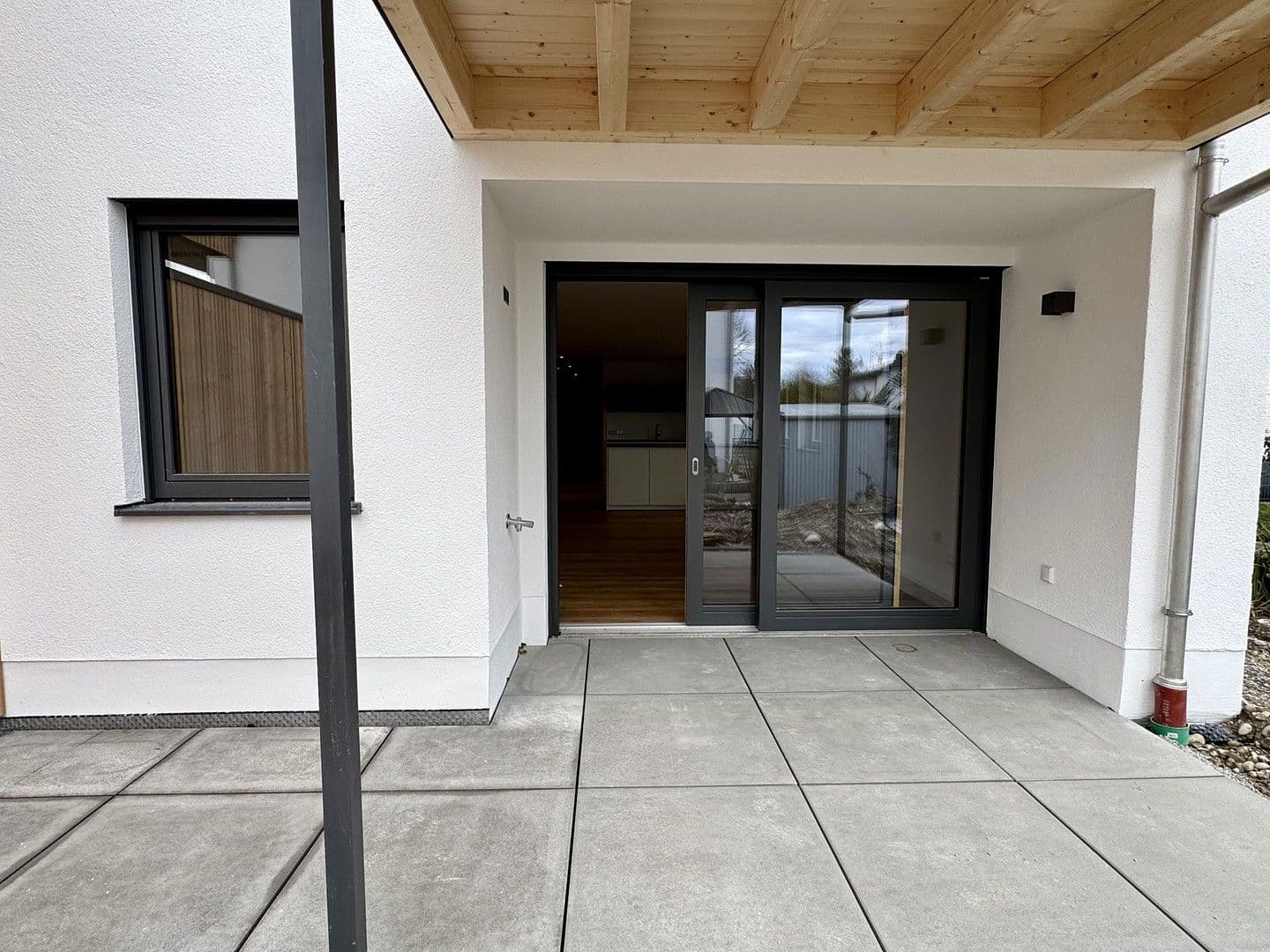 Prenájom bytu 5-izbový 135 m², Happinger Straße 66, Rosenheim, Bavorsko Prenájom bytu 5-izbový 135 m², Happinger Straße 66, Rosenheim, Bavorsko