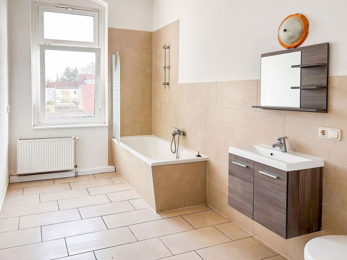 Prenájom bytu 3-izbový 107 m², Perleberg, Brandenbursko Prenájom bytu 3-izbový 107 m², Perleberg, Brandenbursko