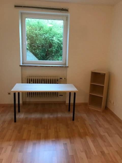 Prenájom bytu 1-izbový 15 m², Osterwaldstraße, München, Bavorsko Prenájom bytu 1-izbový 15 m², Osterwaldstraße, München, Bavorsko