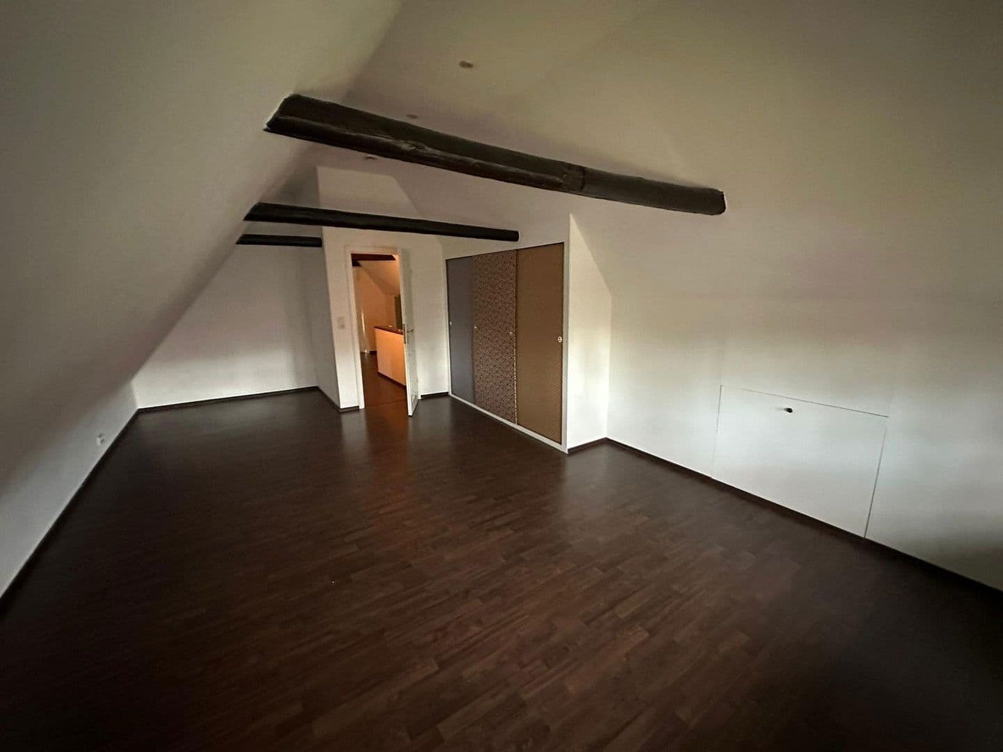 Predaj domu 170 m², pozemek 943 m², Salzhausen, Dolné Sasko Predaj domu 170 m², pozemek 943 m², Salzhausen, Dolné Sasko