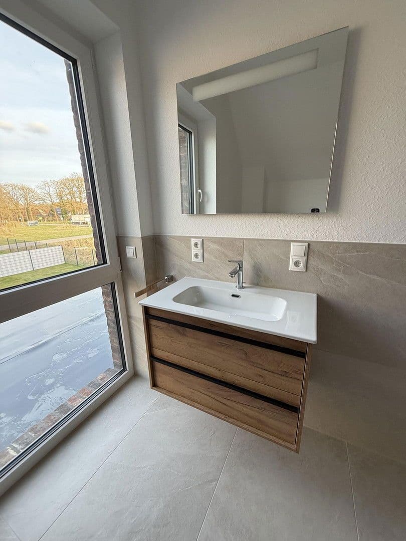 Predaj domu 95 m², pozemek 285 m², Am See 210, Herzlake, Dolné Sasko Predaj domu 95 m², pozemek 285 m², Am See 210, Herzlake, Dolné Sasko