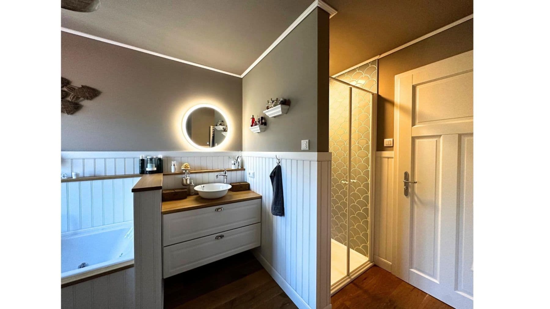 Predaj domu 171 m², pozemek 671 m², Dümpelfeld, Porýnie-Falcko Predaj domu 171 m², pozemek 671 m², Dümpelfeld, Porýnie-Falcko