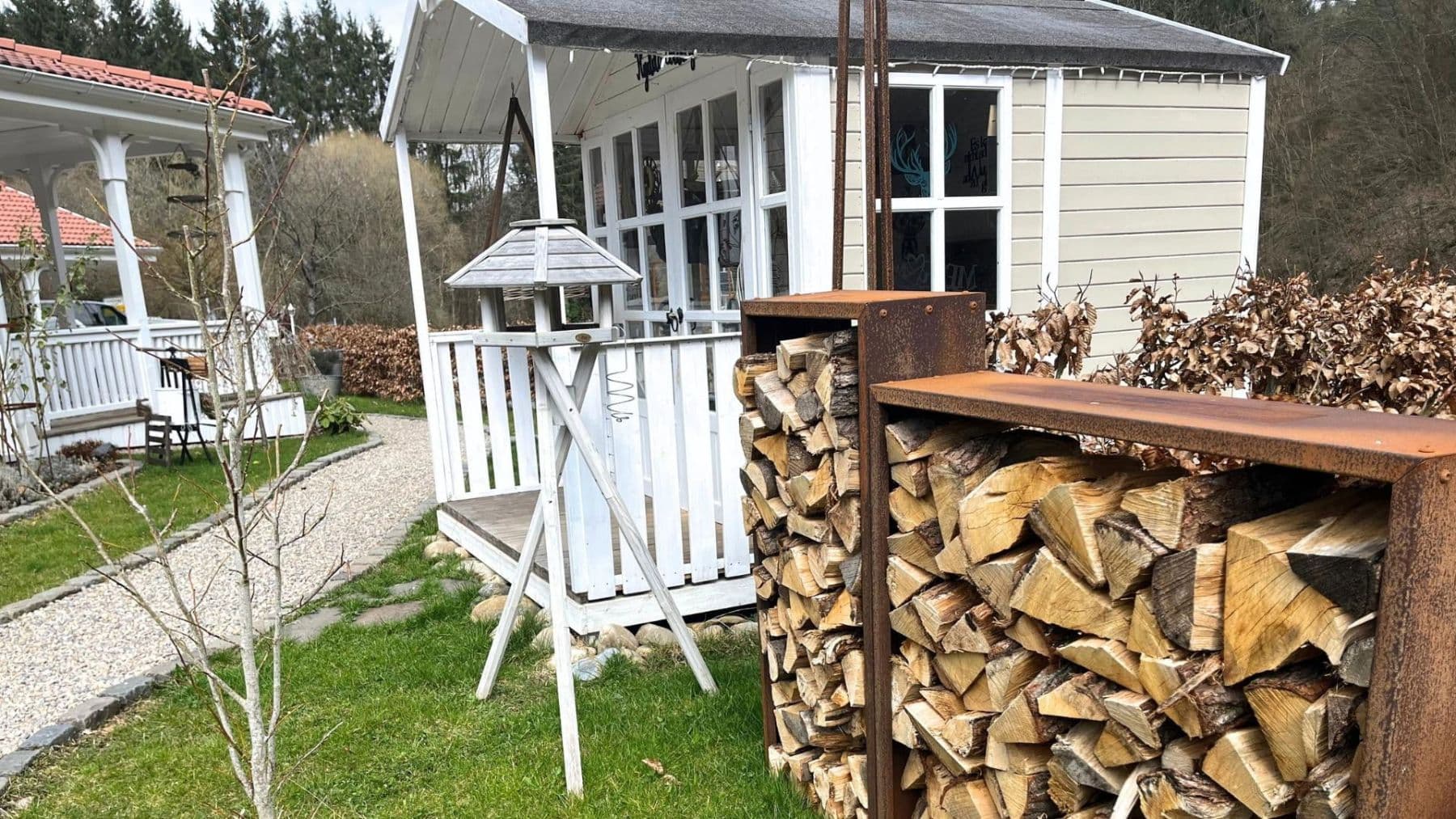 Predaj domu 171 m², pozemek 671 m², Dümpelfeld, Porýnie-Falcko Predaj domu 171 m², pozemek 671 m², Dümpelfeld, Porýnie-Falcko