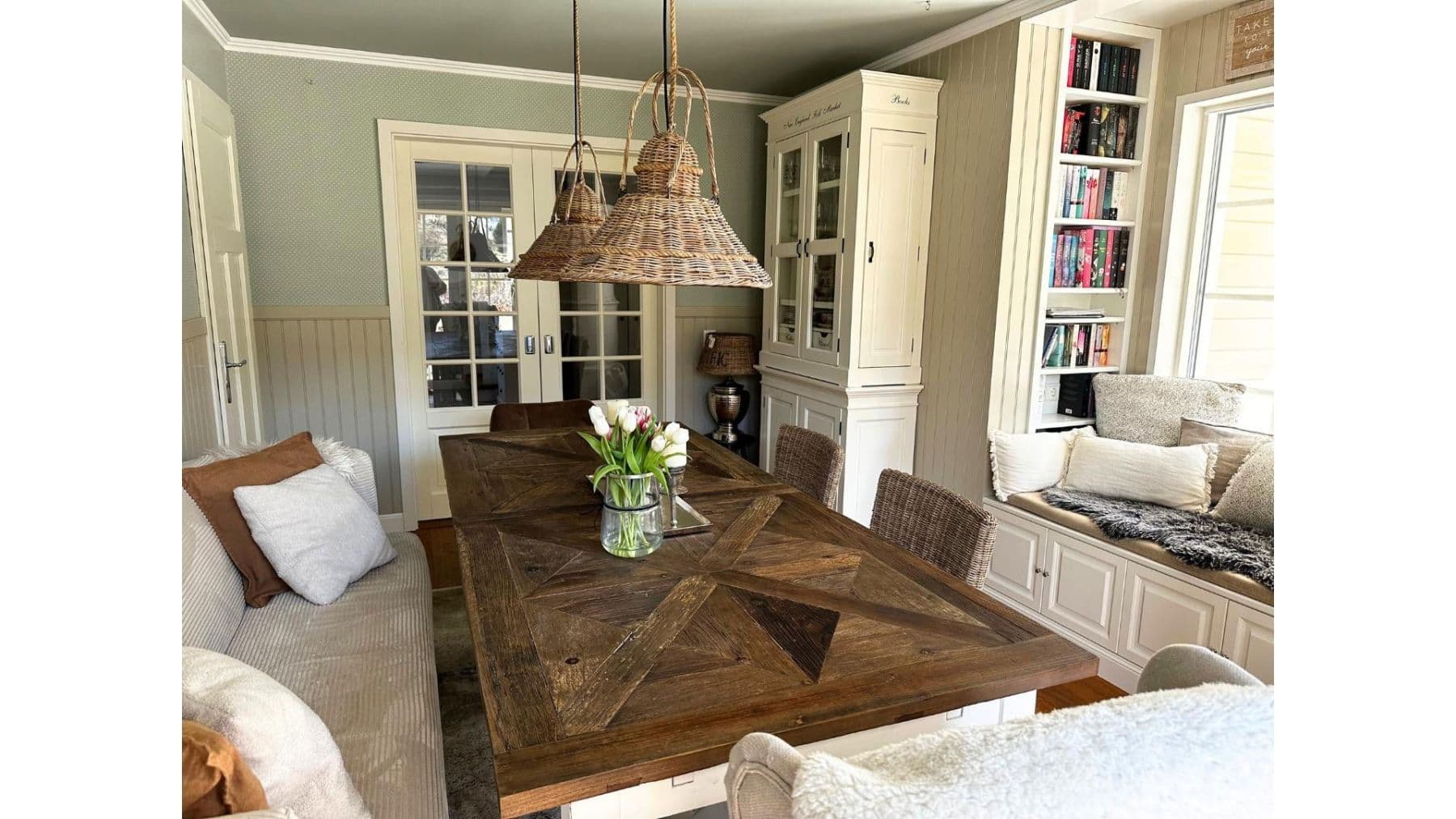 Predaj domu 171 m², pozemek 671 m², Dümpelfeld, Porýnie-Falcko Predaj domu 171 m², pozemek 671 m², Dümpelfeld, Porýnie-Falcko