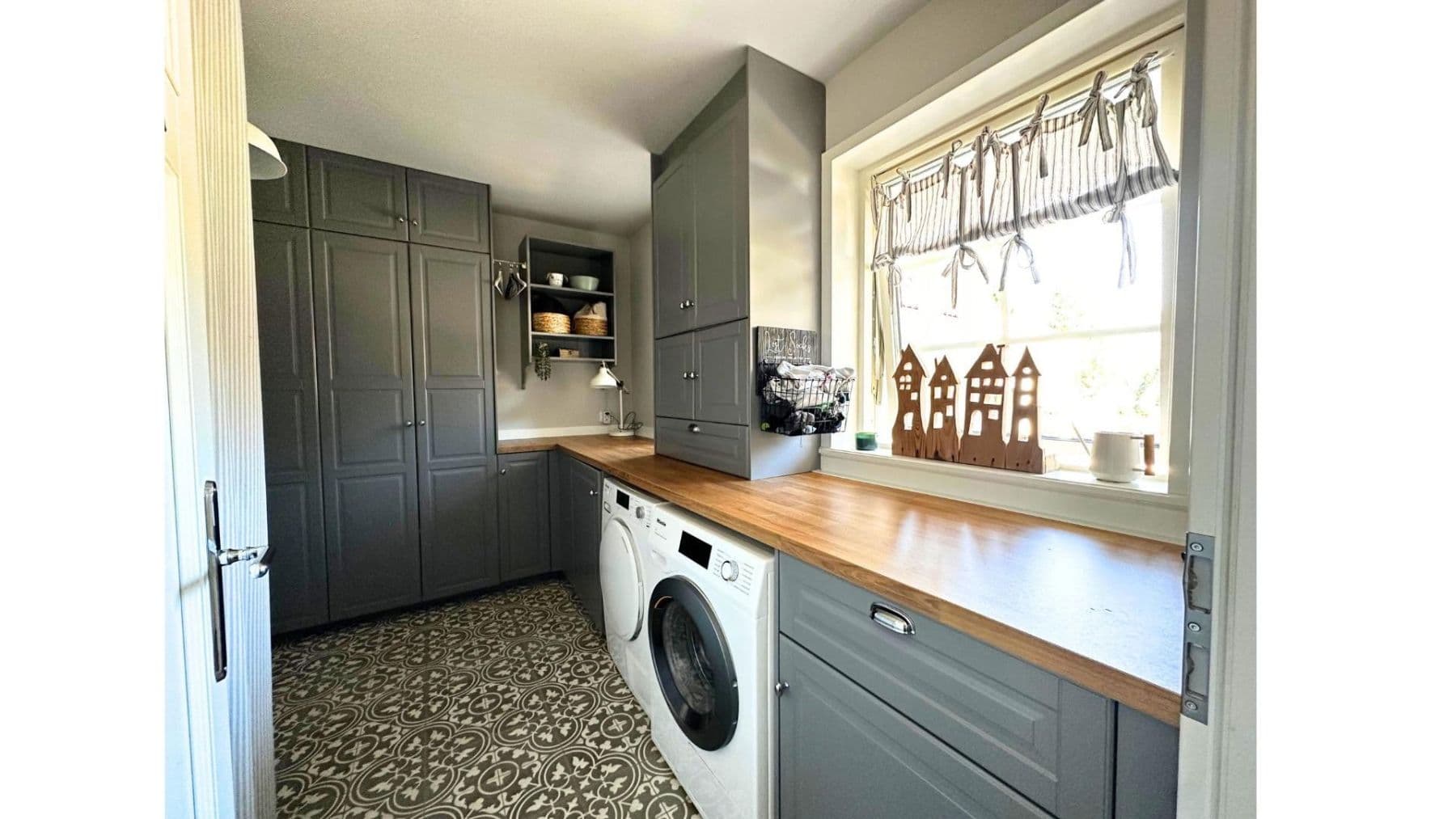 Predaj domu 171 m², pozemek 671 m², Dümpelfeld, Porýnie-Falcko Predaj domu 171 m², pozemek 671 m², Dümpelfeld, Porýnie-Falcko