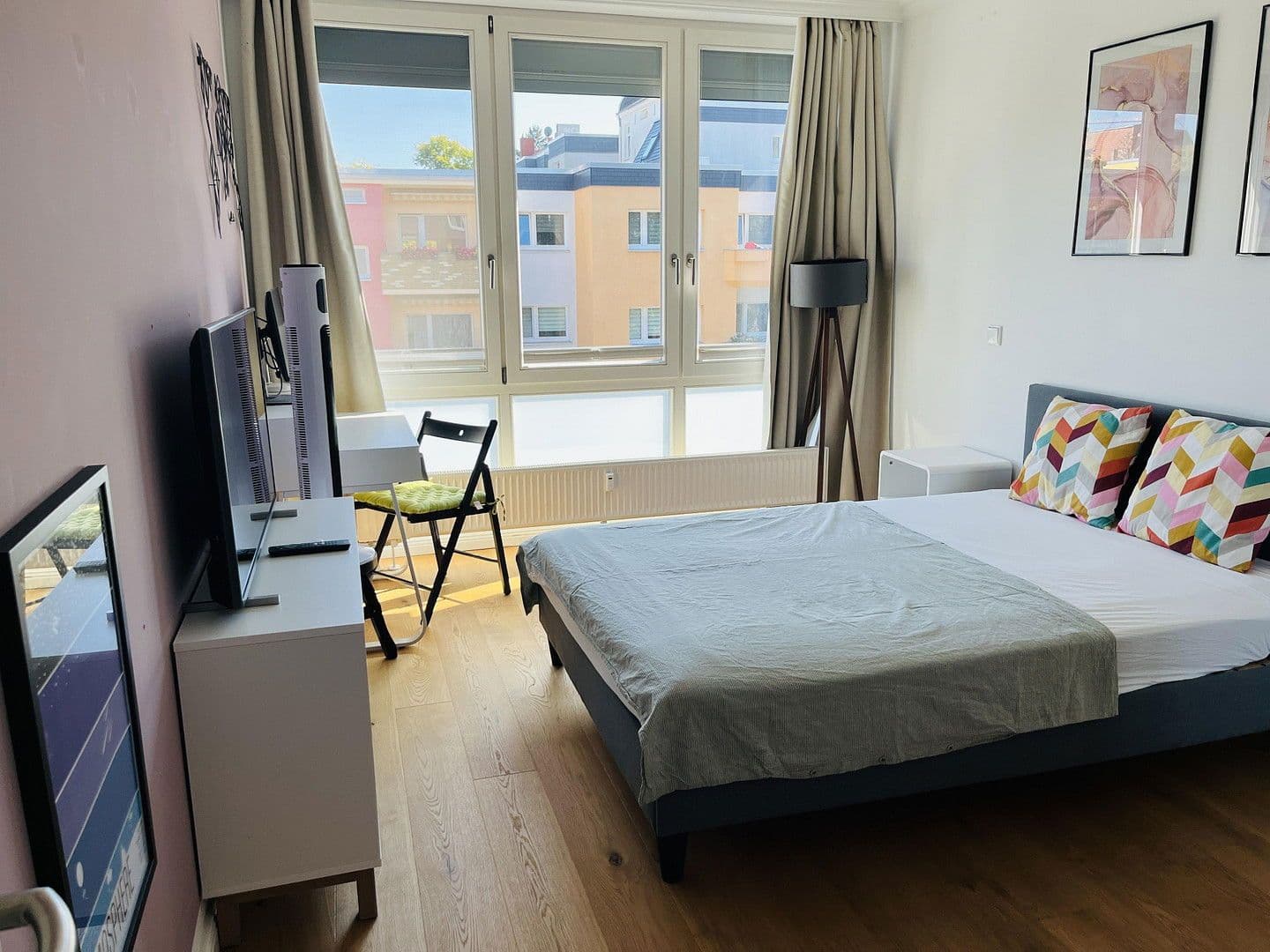 Prenájom bytu 3-izbový 86 m², Machonstraße 44, Berlin, Berlín Prenájom bytu 3-izbový 86 m², Machonstraße 44, Berlin, Berlín