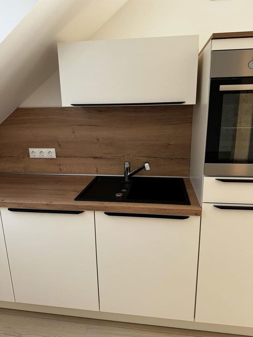 Prenájom bytu 2-izbový 62 m², Langenbach, Bavorsko Prenájom bytu 2-izbový 62 m², Langenbach, Bavorsko