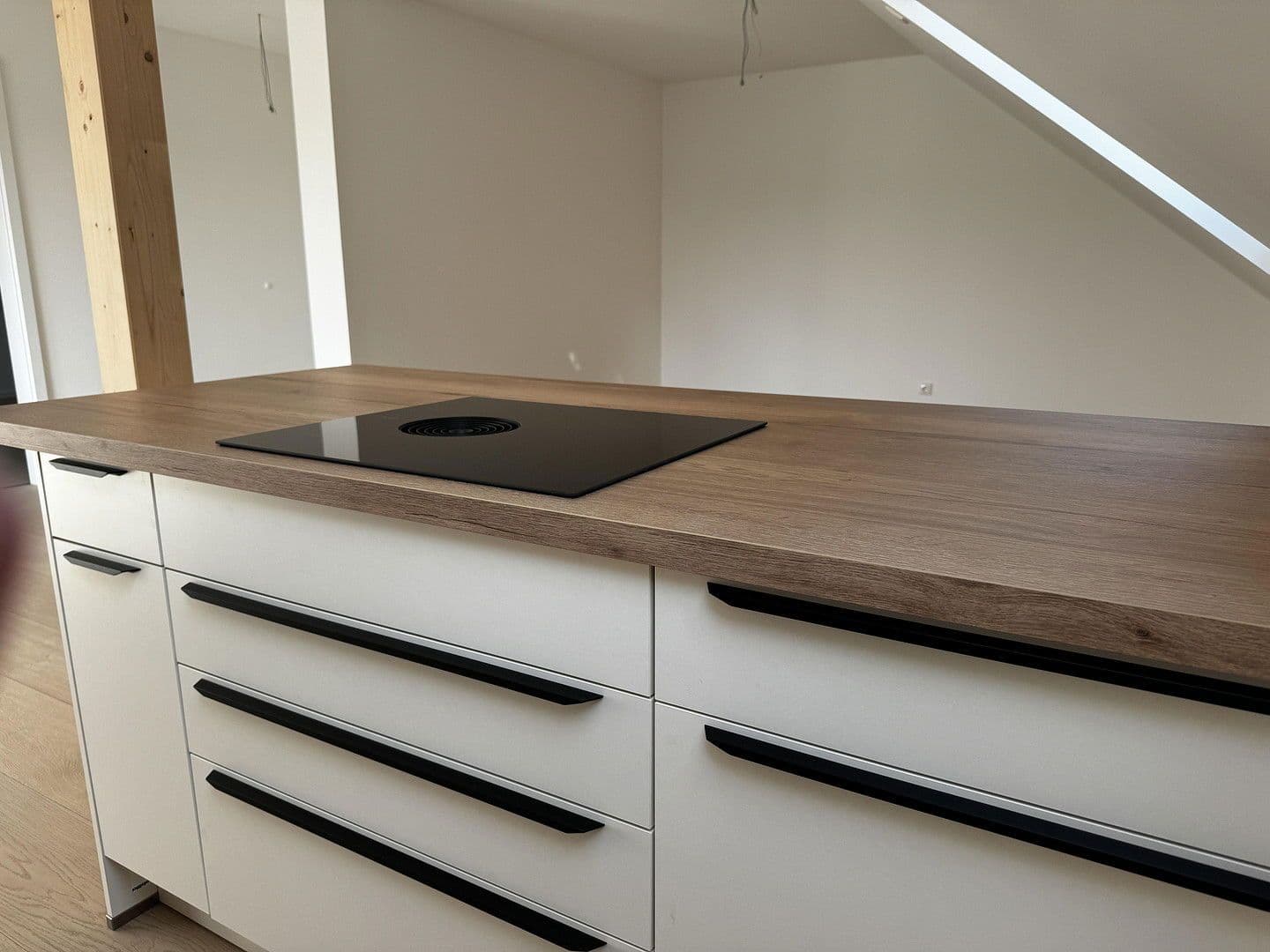 Prenájom bytu 2-izbový 62 m², Langenbach, Bavorsko Prenájom bytu 2-izbový 62 m², Langenbach, Bavorsko