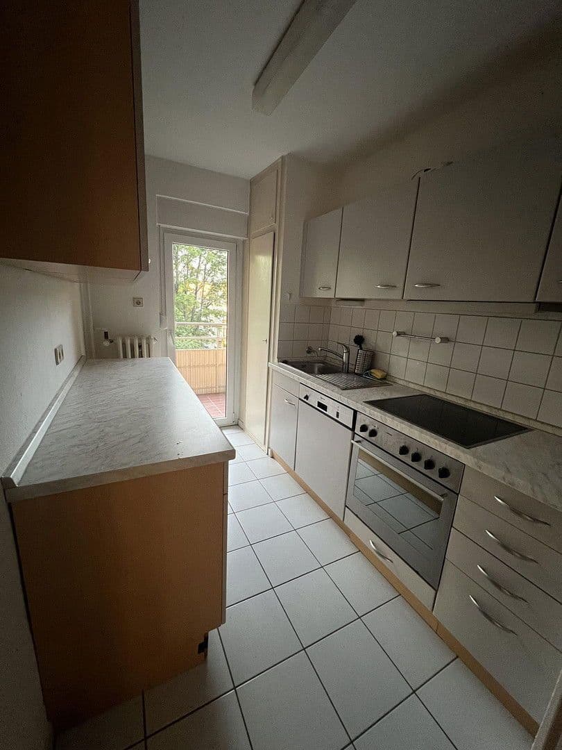 Prenájom bytu 15 m², Ludwig-Windhorst-Str. 9, Karlsruhe, Bádensko-Wurttembersko Prenájom bytu 15 m², Ludwig-Windhorst-Str. 9, Karlsruhe, Bádensko-Wurttembersko