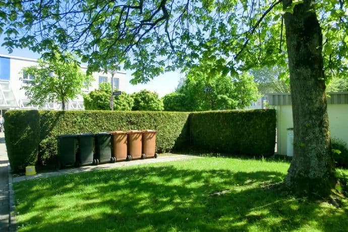 Prenájom bytu 3-izbový 80 m², Länderöschstr. 26, Friedrichshafen, Bádensko-Wurttembersko Prenájom bytu 3-izbový 80 m², Länderöschstr. 26, Friedrichshafen, Bádensko-Wurttembersko