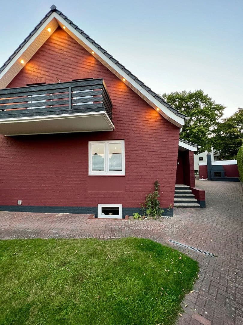 Predaj domu 330 m², pozemek 940 m², Ostlandstraße 11, Kellenhusen, Šlezvicko-Holštajnsko Predaj domu 330 m², pozemek 940 m², Ostlandstraße 11, Kellenhusen, Šlezvicko-Holštajnsko