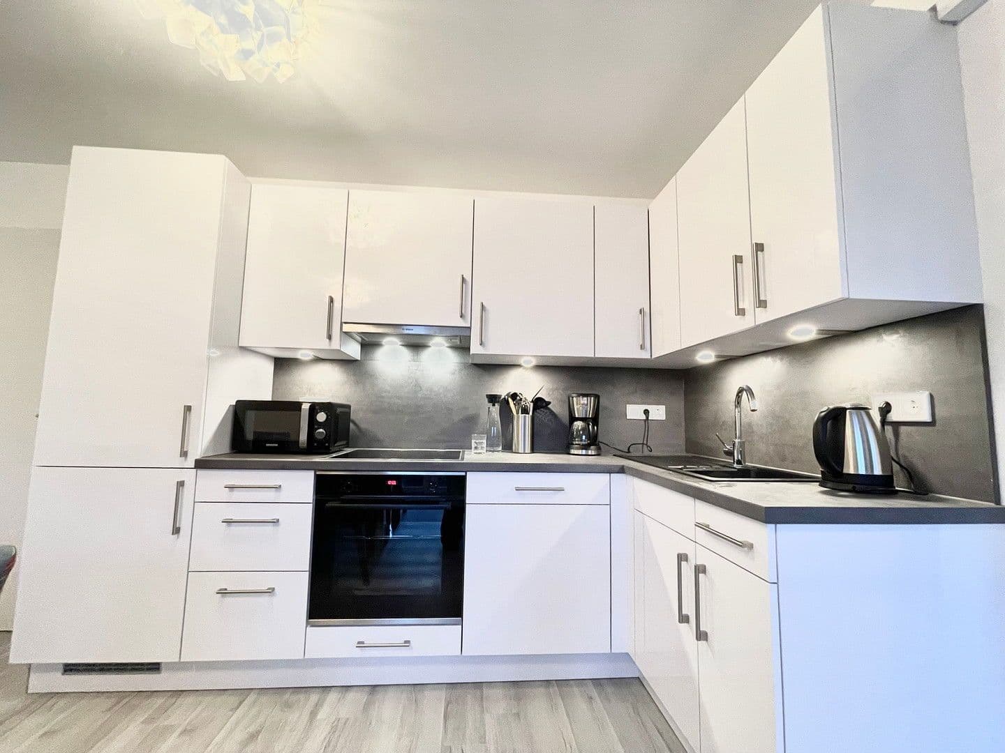 Prenájom domu 132 m², pozemek 280 m², Am Wiesengrunde 1a, Norderstedt, Šlezvicko-Holštajnsko Prenájom domu 132 m², pozemek 280 m², Am Wiesengrunde 1a, Norderstedt, Šlezvicko-Holštajnsko