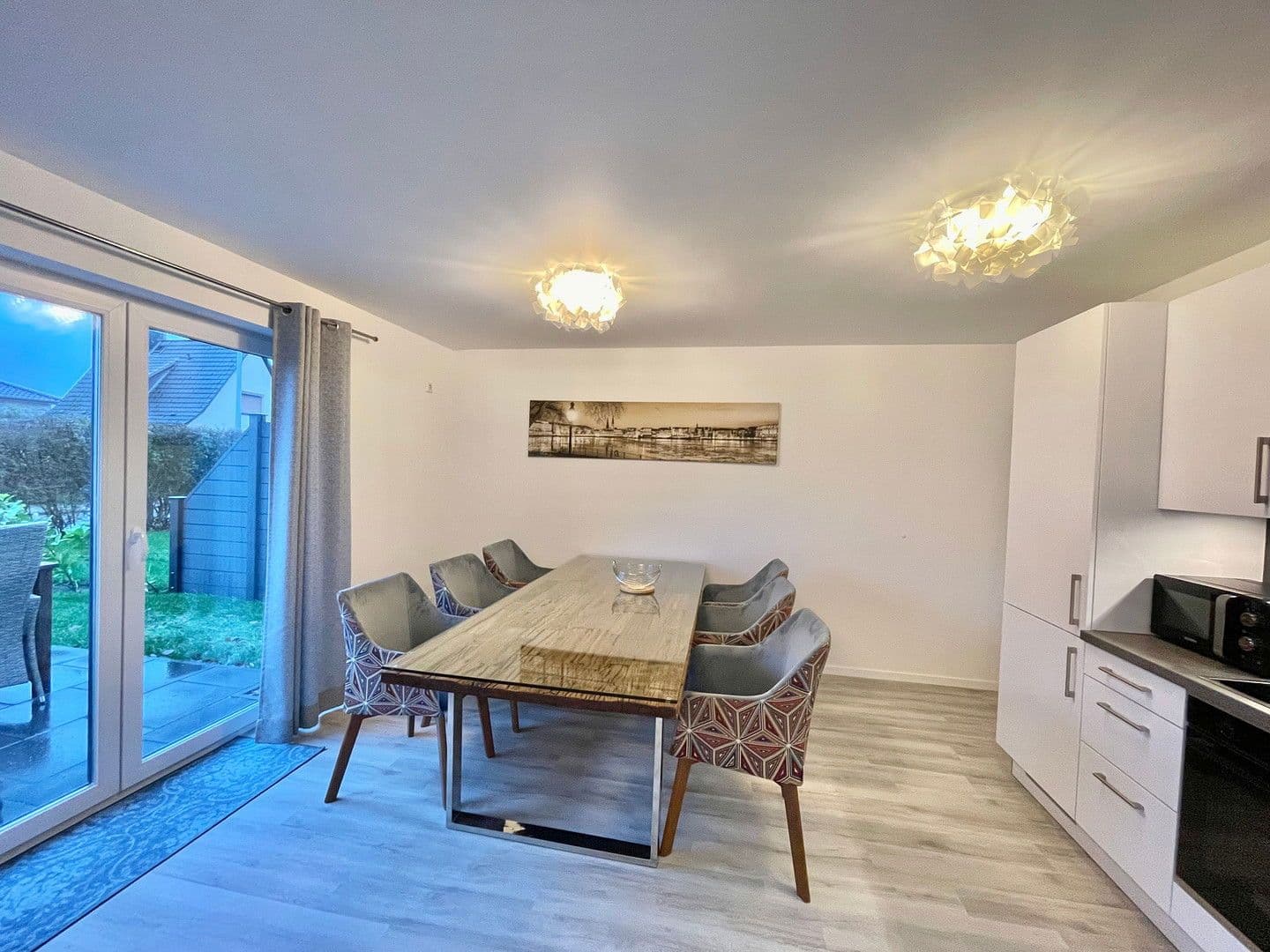 Prenájom domu 132 m², pozemek 280 m², Am Wiesengrunde 1a, Norderstedt, Šlezvicko-Holštajnsko Prenájom domu 132 m², pozemek 280 m², Am Wiesengrunde 1a, Norderstedt, Šlezvicko-Holštajnsko