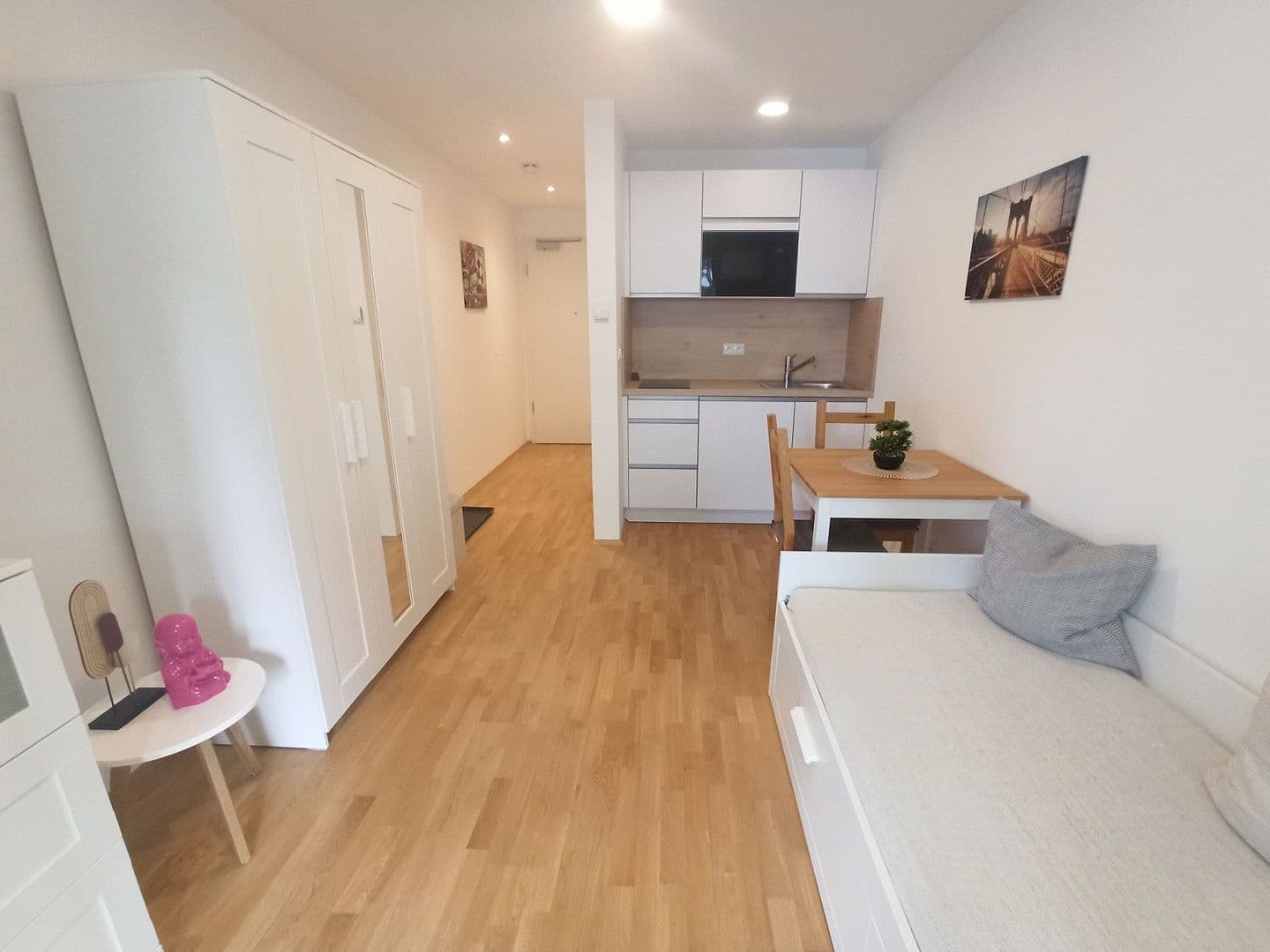 Prenájom bytu 1-izbový 21 m², Konrad-Peutinger-Straße 2a, München - Sendling-Westpark, Bavorsko Prenájom bytu 1-izbový 21 m², Konrad-Peutinger-Straße 2a, München - Sendling-Westpark, Bavorsko