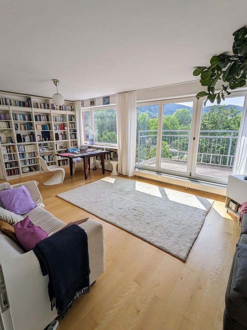 Predaj bytu 4-izbový 99 m², Heidelberg, Bádensko-Wurttembersko Predaj bytu 4-izbový 99 m², Heidelberg, Bádensko-Wurttembersko
