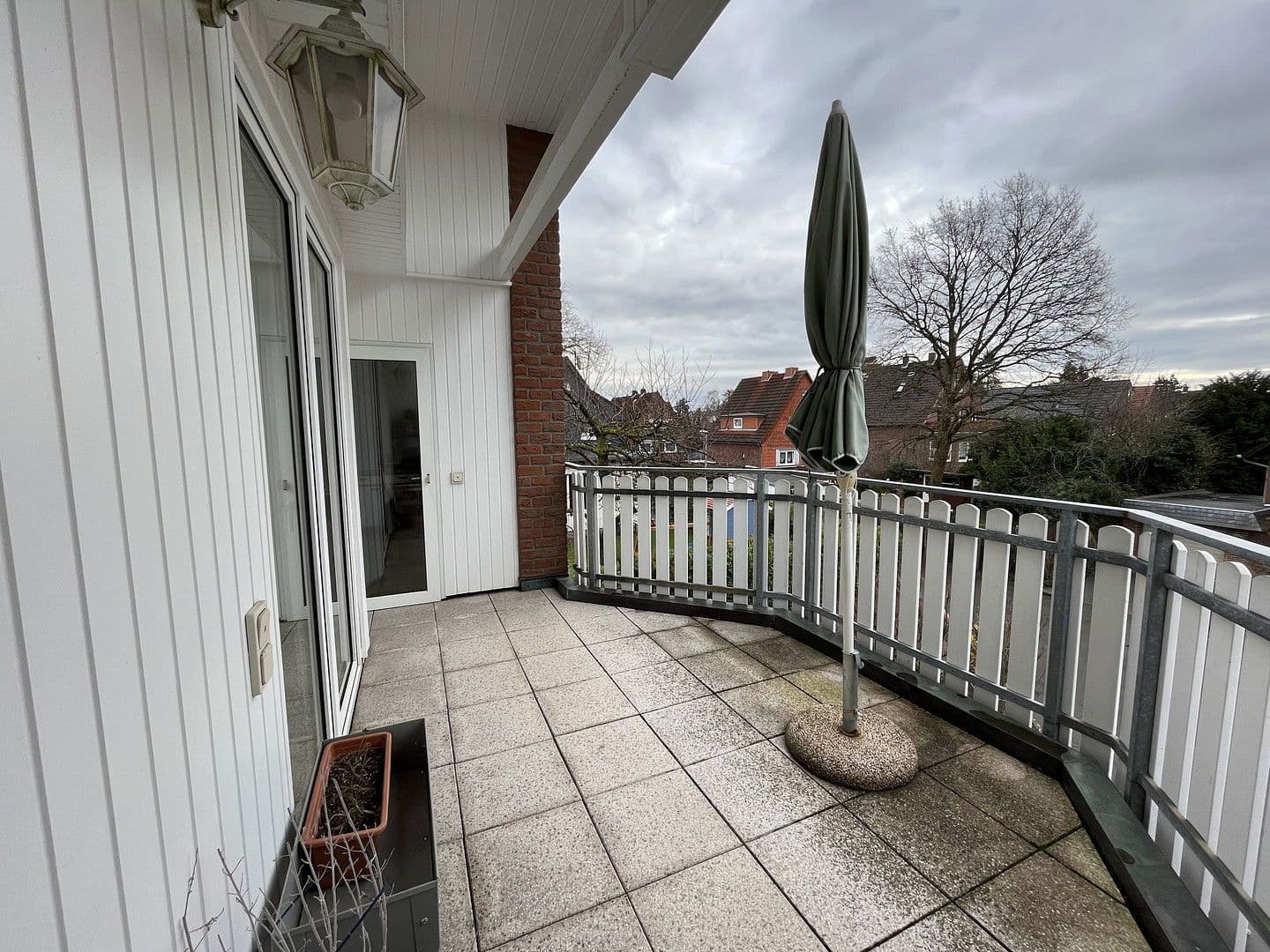 Prenájom bytu 3-izbový 84 m², Hannover, Dolné Sasko Prenájom bytu 3-izbový 84 m², Hannover, Dolné Sasko