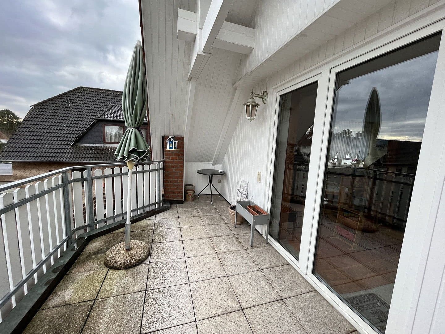 Prenájom bytu 3-izbový 84 m², Hannover, Dolné Sasko Prenájom bytu 3-izbový 84 m², Hannover, Dolné Sasko