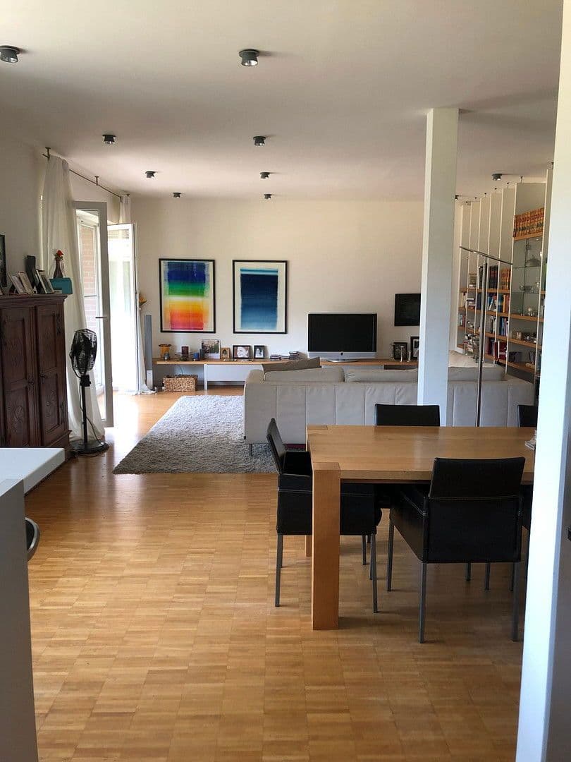 Prenájom bytu 5-izbový 190 m², Lechtenbergweg 29, Münster, Severné Porýnie - Westfálsko Prenájom bytu 5-izbový 190 m², Lechtenbergweg 29, Münster, Severné Porýnie - Westfálsko