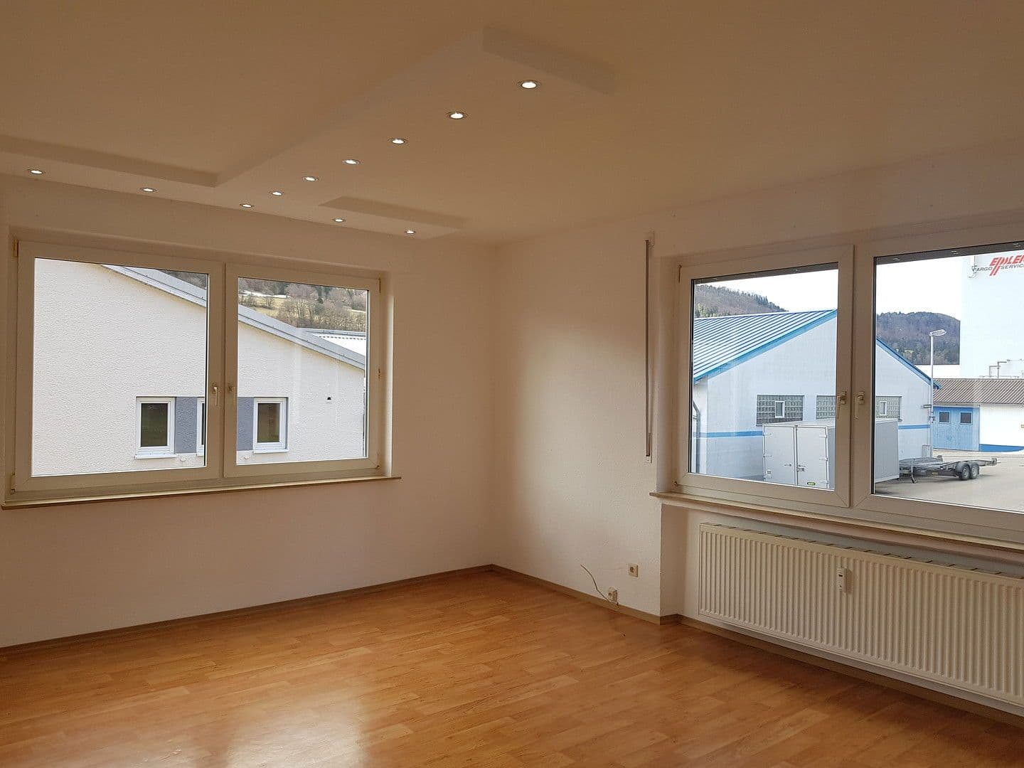 Prenájom bytu 5-izbový 105 m², Kohlmeisenweg 8, Albstadt, Bádensko-Wurttembersko Prenájom bytu 5-izbový 105 m², Kohlmeisenweg 8, Albstadt, Bádensko-Wurttembersko