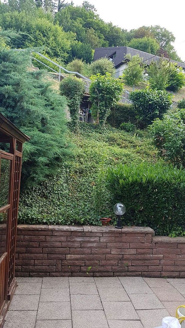 Prenájom bytu 4-izbový 124 m², Theodor-Frey-Straße 35, Eberbach, Bádensko-Wurttembersko Prenájom bytu 4-izbový 124 m², Theodor-Frey-Straße 35, Eberbach, Bádensko-Wurttembersko