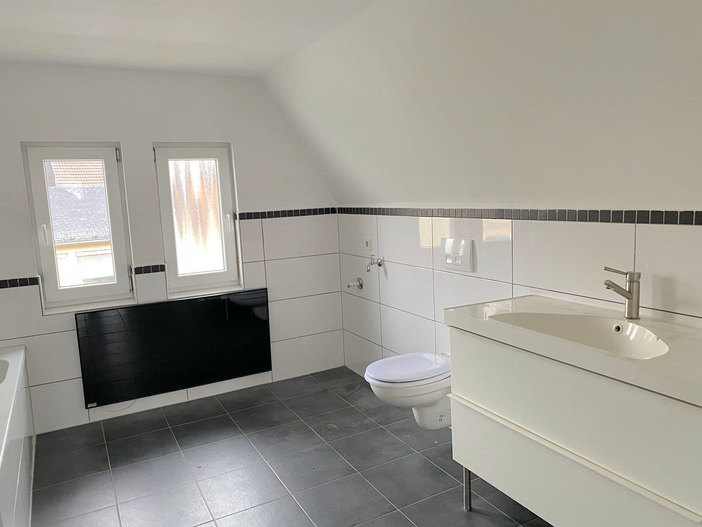 Prenájom bytu 3-izbový 70 m², Poststr.11, Dillenburg, Hesensko Prenájom bytu 3-izbový 70 m², Poststr.11, Dillenburg, Hesensko