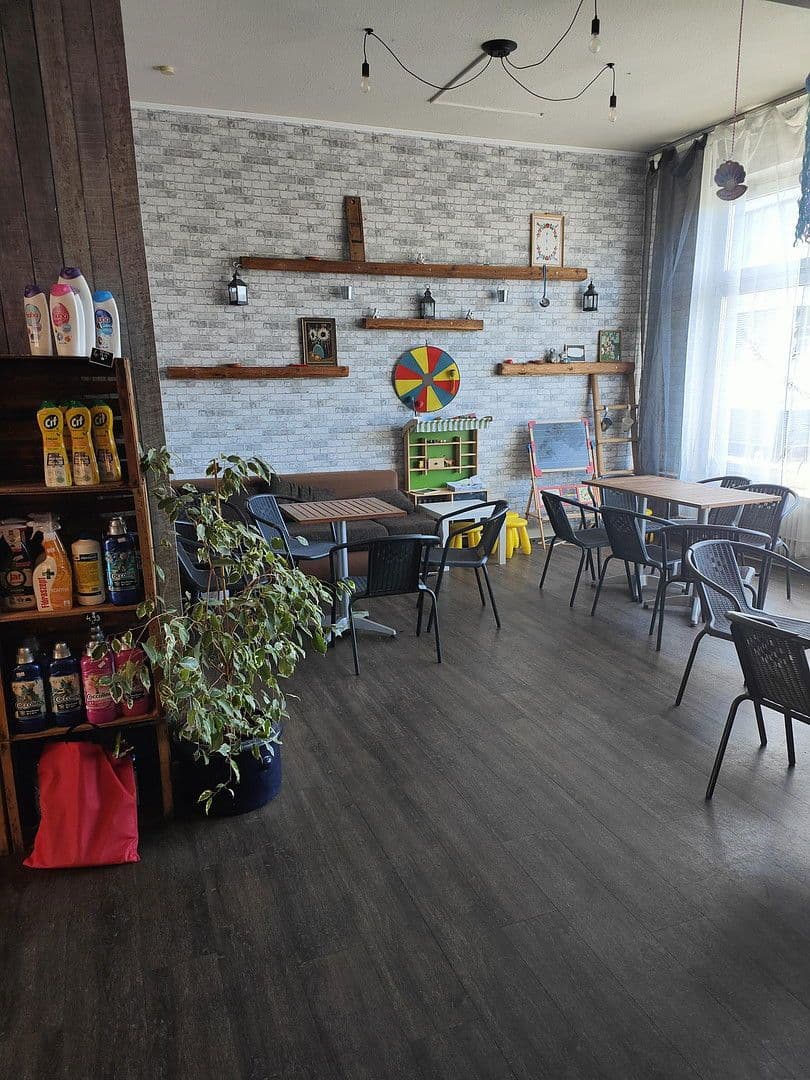 Prenájom nebytového priestoru 180 m², Bahnhofstr.47/1, Geislingen an der Steige, Bádensko-Wurttembersko Prenájom nebytového priestoru 180 m², Bahnhofstr.47/1, Geislingen an der Steige, Bádensko-Wurttembersko