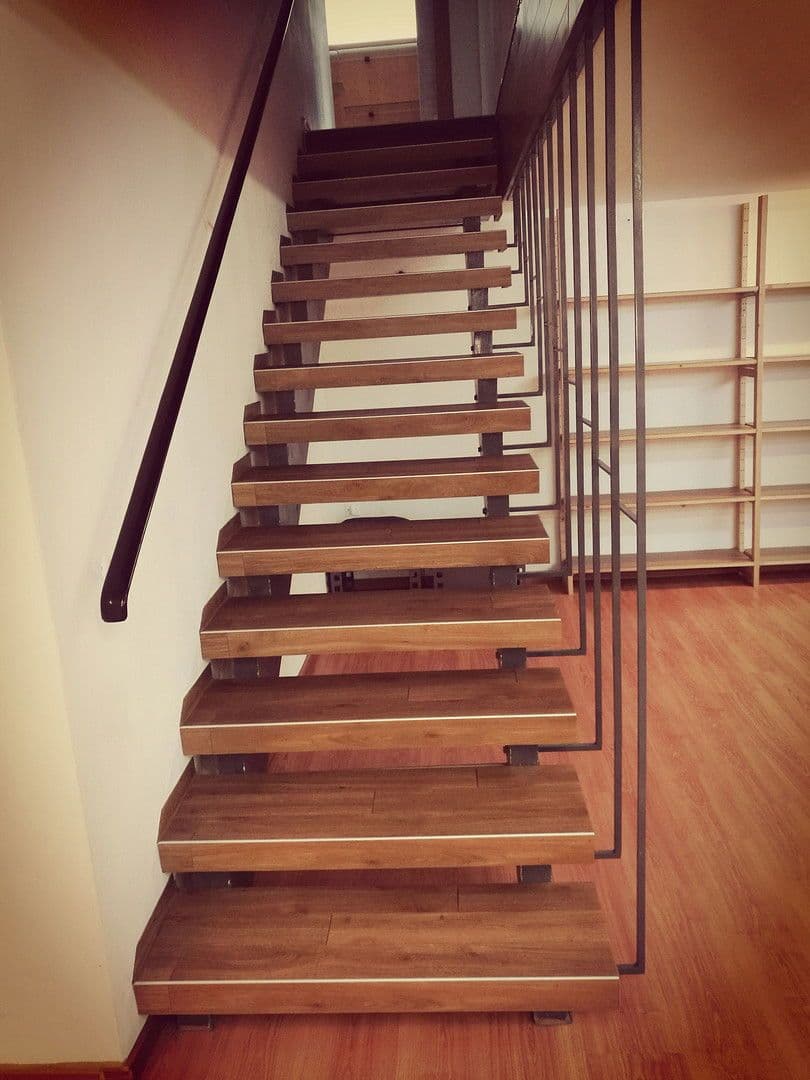 Prenájom nebytového priestoru 180 m², Bahnhofstr.47/1, Geislingen an der Steige, Bádensko-Wurttembersko Prenájom nebytového priestoru 180 m², Bahnhofstr.47/1, Geislingen an der Steige, Bádensko-Wurttembersko