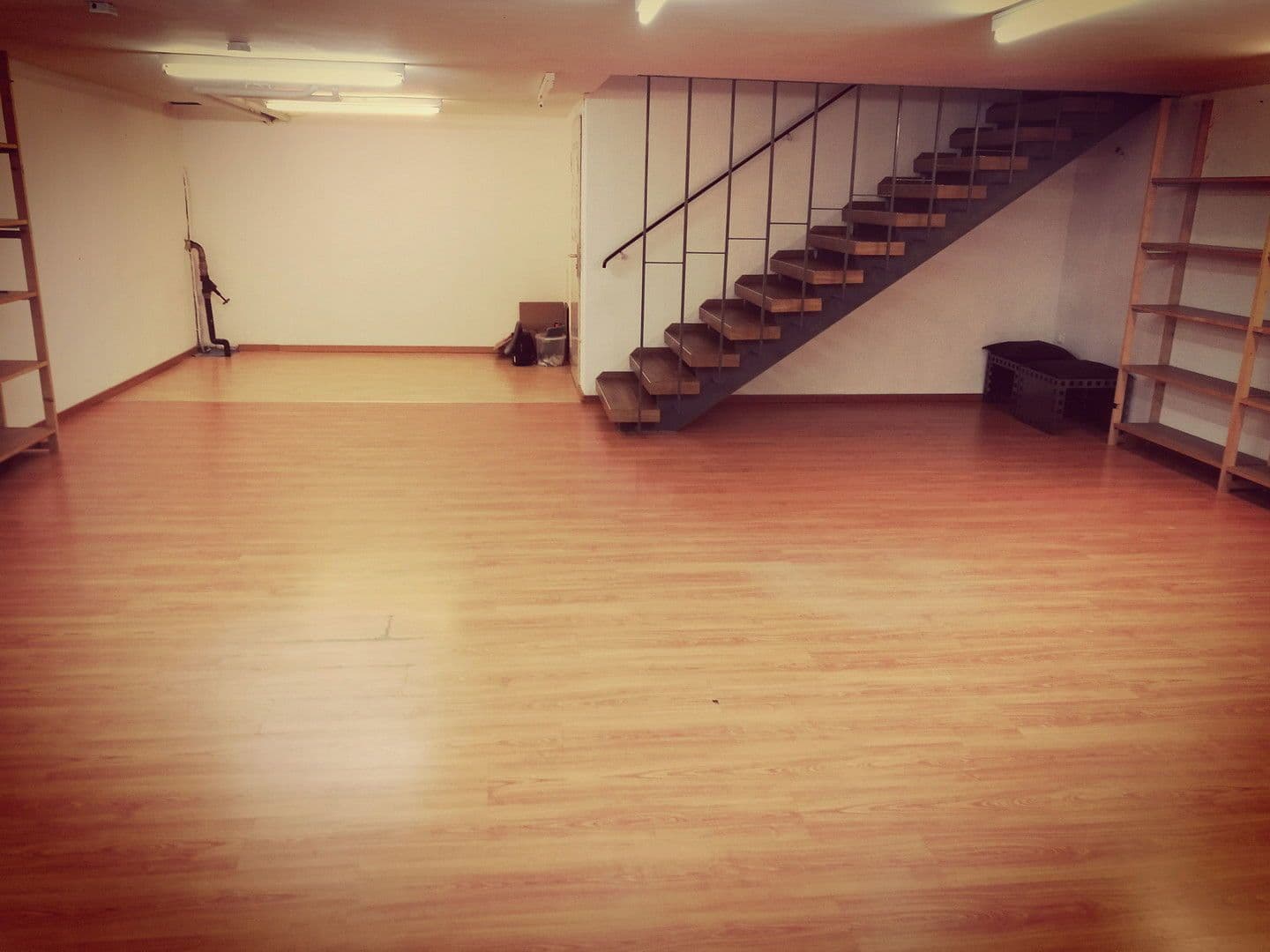 Prenájom nebytového priestoru 180 m², Bahnhofstr.47/1, Geislingen an der Steige, Bádensko-Wurttembersko Prenájom nebytového priestoru 180 m², Bahnhofstr.47/1, Geislingen an der Steige, Bádensko-Wurttembersko