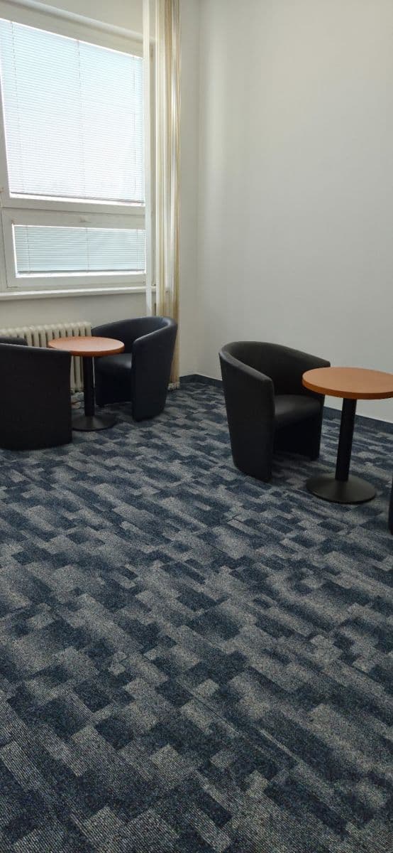 Prenájom kancelárie 37 m², Mírové náměstí, Ostrava, Moravskoslezský kraj Prenájom kancelárie 37 m², Mírové náměstí, Ostrava, Moravskoslezský kraj