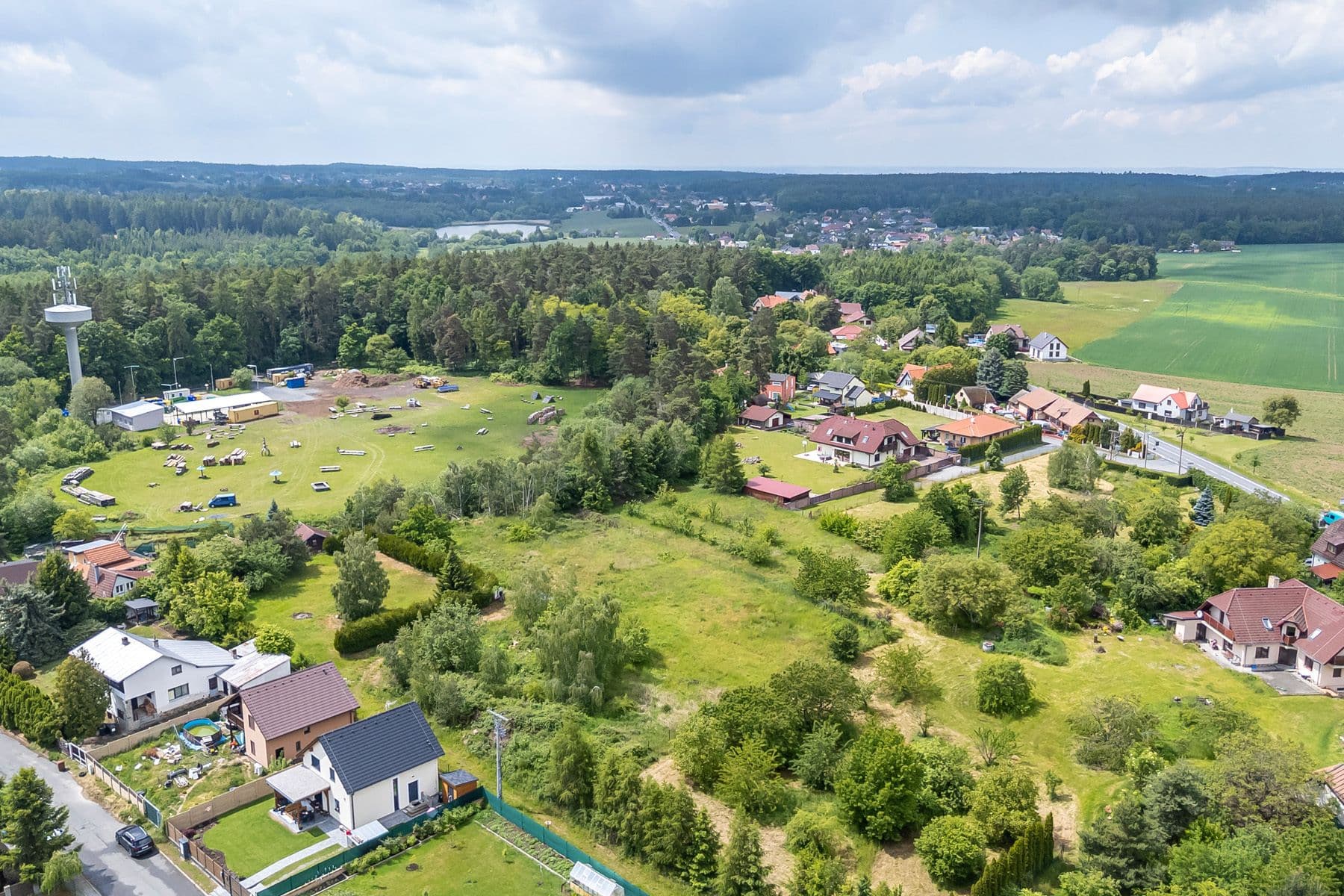 Predaj pozemku 930 m², Na Vyhlídce, Vyžlovka, Středočeský kraj Predaj pozemku 930 m², Na Vyhlídce, Vyžlovka, Středočeský kraj